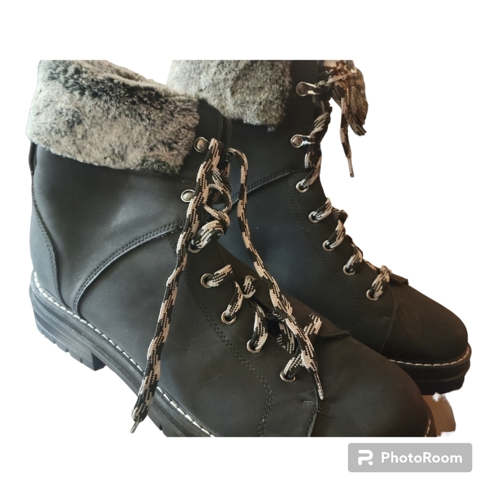 Time & Tru Black fur boots size 12 W